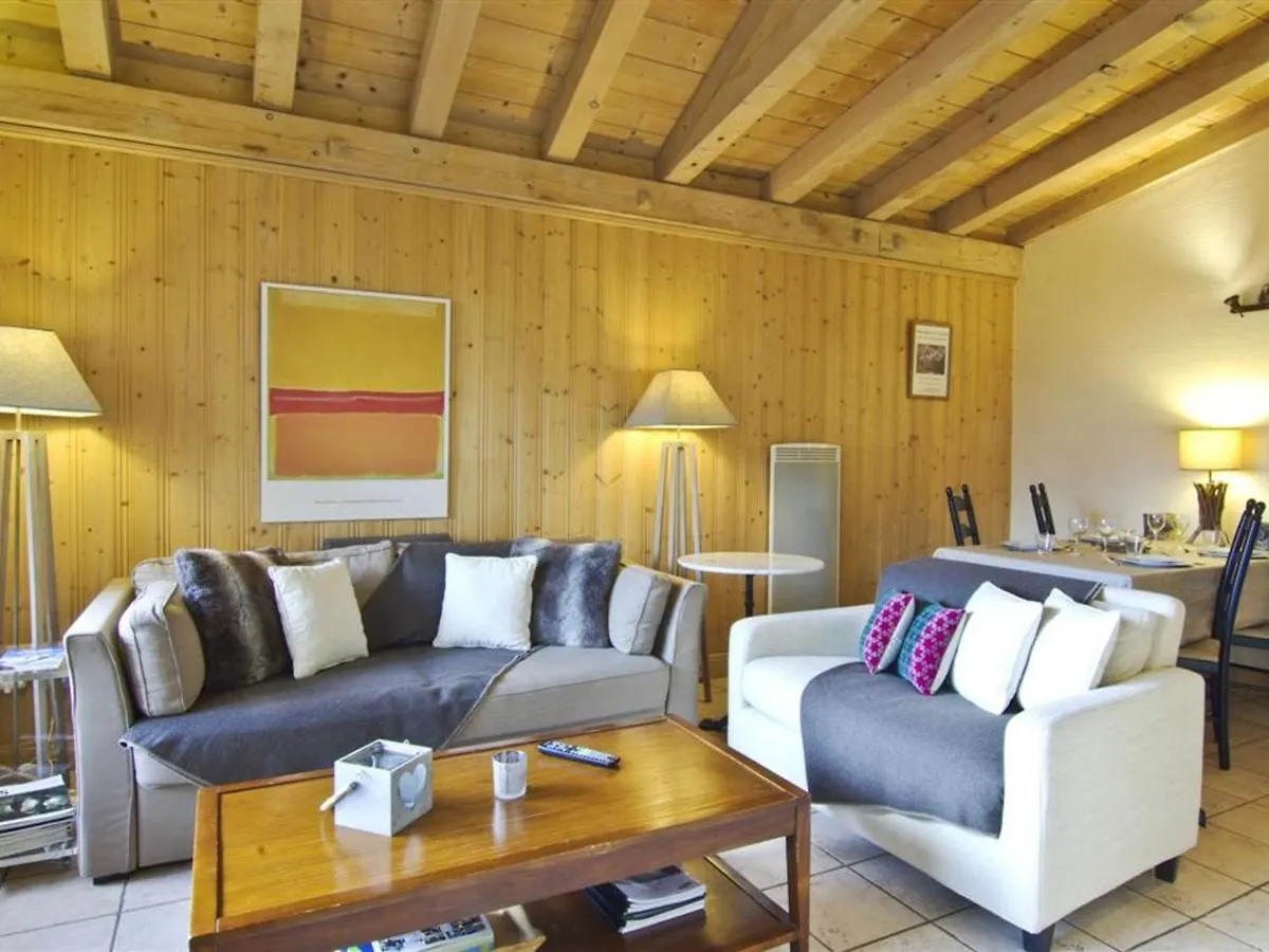 Bel Appartement A Chamonix, Proche Du Centre Et Des Pistes, Pour 6 Personnes, Avec Parking Et Wifi - Fr-1-343-168 0*, Chamonix